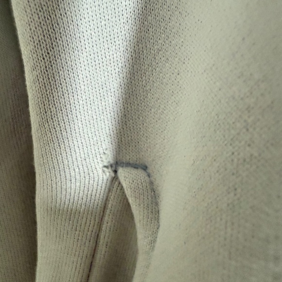 Aritzia | Super World| Pullover Hoodie | Size M - Picture 6 of 7